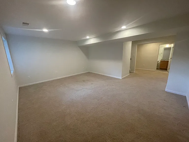 37 Eisentown Dr — Photo 6