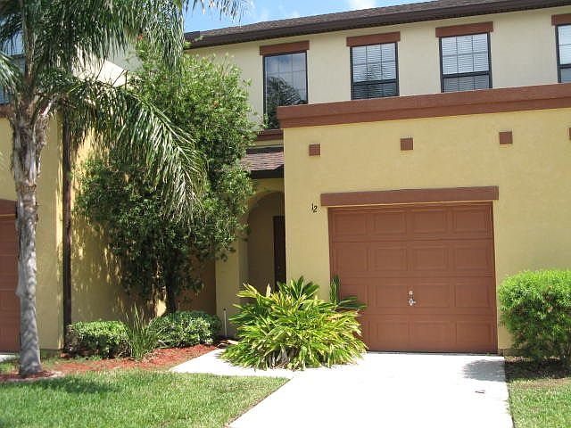 1st image of 12 Rachel Ct