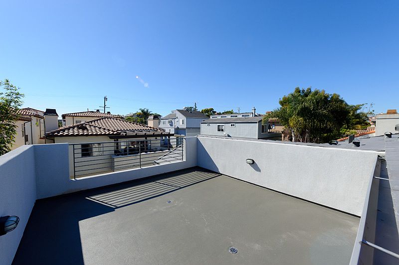 Rooftop Deck