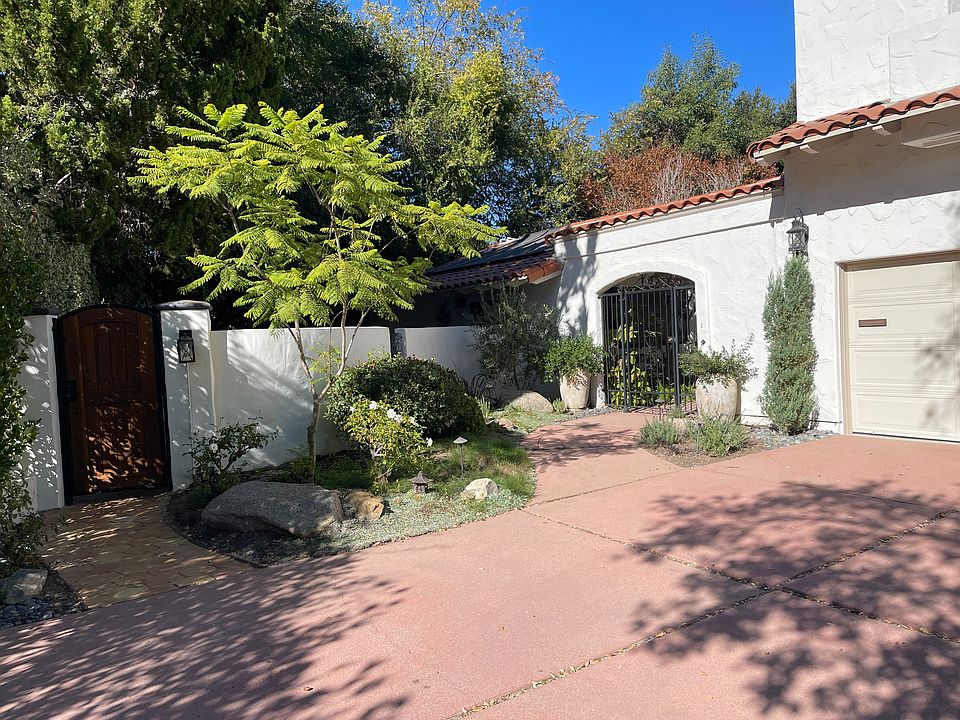1st image of 2343 Bayside Ct