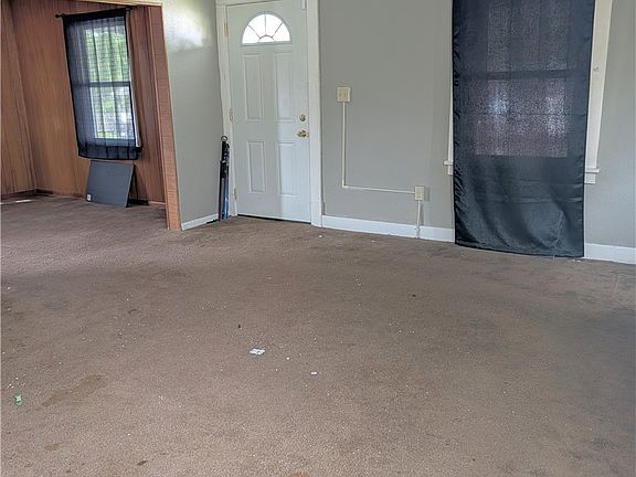 3rd image of 603 Belmont Ave