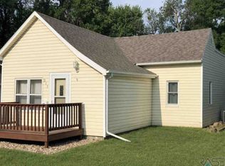 217 S Elmwood Ave, Sioux Falls, SD 57104