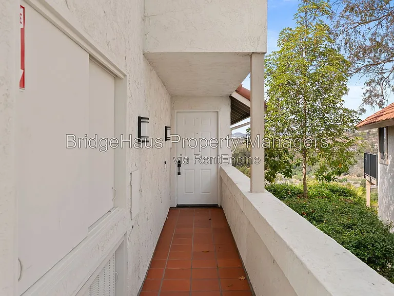 6531 Corte Valdez — Photo 3