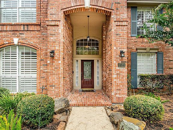 3rd image of 4511 Garden Hills Ln