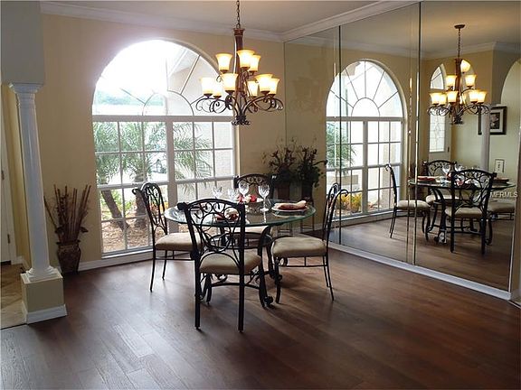 3rd image of 1813 Woodlands Blvd