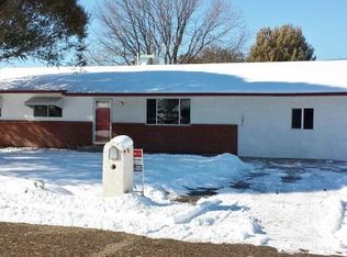 1285 20 1/2 Ln, Pueblo, CO 81006