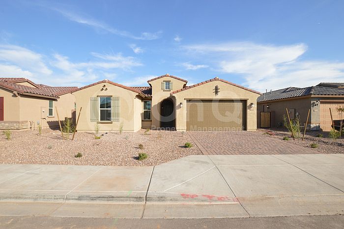 1st image of 5037 N 81st Ave