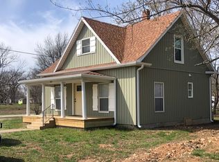 200 E 4th St, Miller, MO 65707