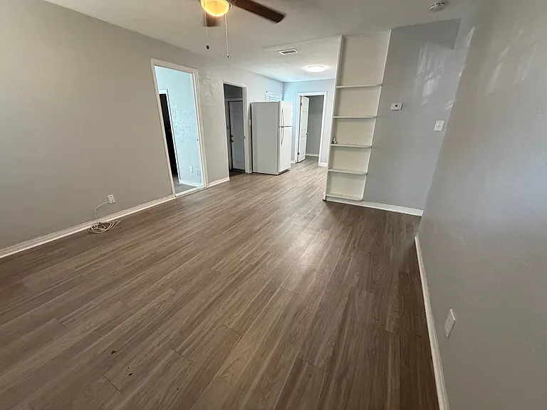 2935 Dr Martin Luther King Jr St S — Photo 5