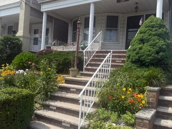 121 W 6Th St, Bayonne City, NJ 07002