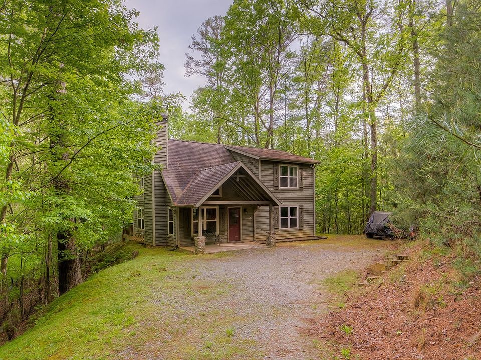1st image of 170 Fern Dr