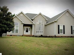 102 Torrey Ct, Simpsonville, SC 29680