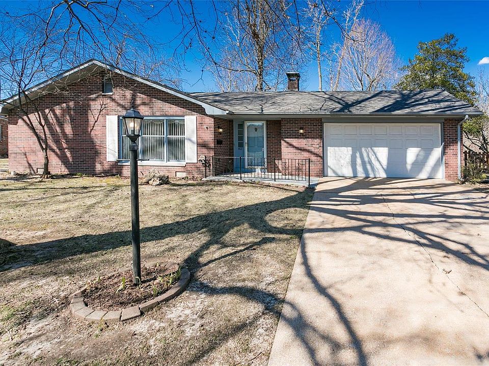 1st image of 403 Westfield Dr