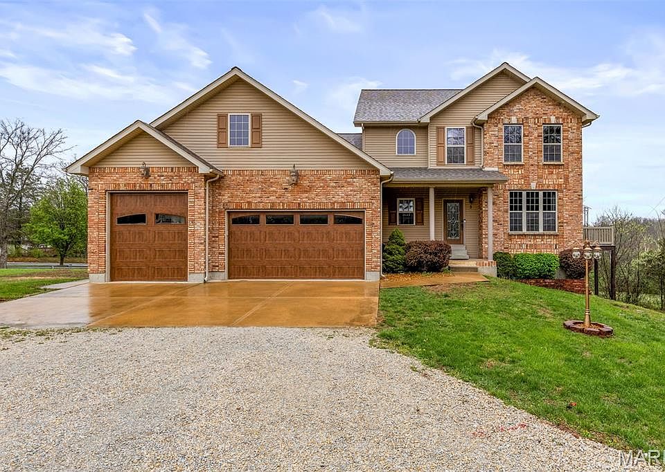 1st image of 3 Caroline Ct
