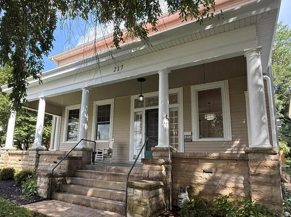 217 W Main St, Mount Sterling, KY 40353