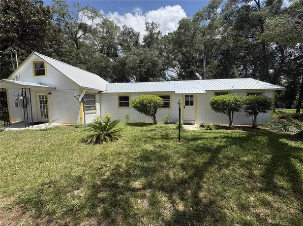 490 John St #A & B, Lake Helen, FL 32744