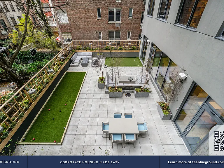 515 E 86th St #1203 — Photo 21