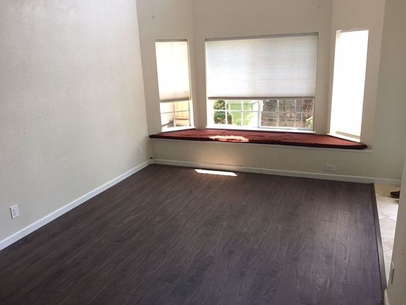 5th image of 34299 Maybird Cir
