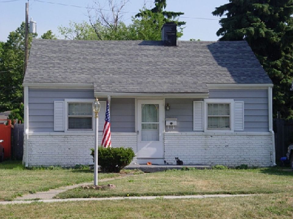 Real Estate Auction Near Lake Erie