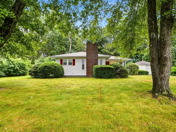 6 Charles St, Wayland, MA 01778