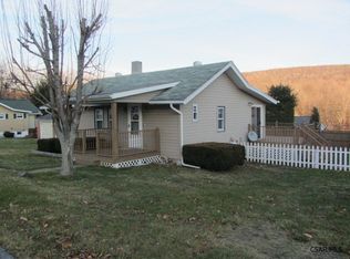 44 Anderson Ave, Nanty Glo, PA 15943