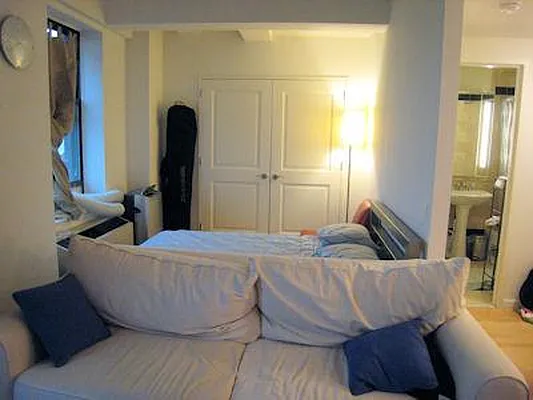 Rented by R New York | media 51