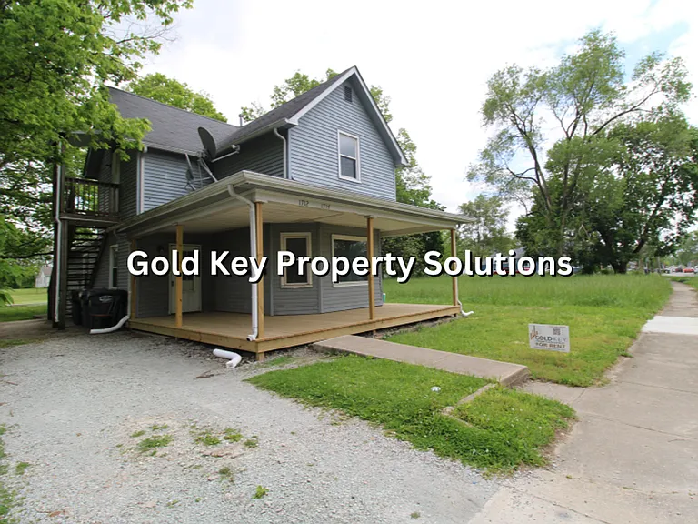 1712-1714 Fairview — Photo 4