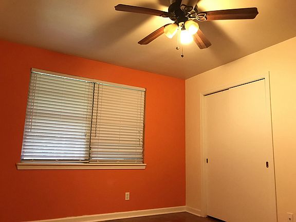 5th image of 716 Kimbrough St