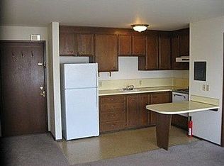 947 N 89th St APT 5, Seattle, WA 98103