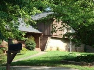 1018 Viking Dr, Stone Mountain, GA 30083