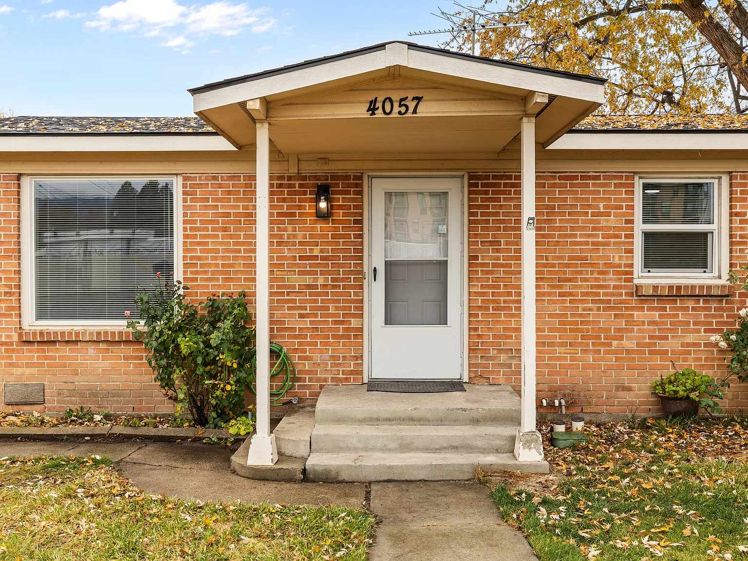 4057 N Adams St — Photo 2