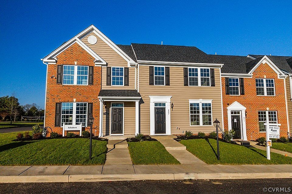 1st image of 5109 Weatherby Dr #30