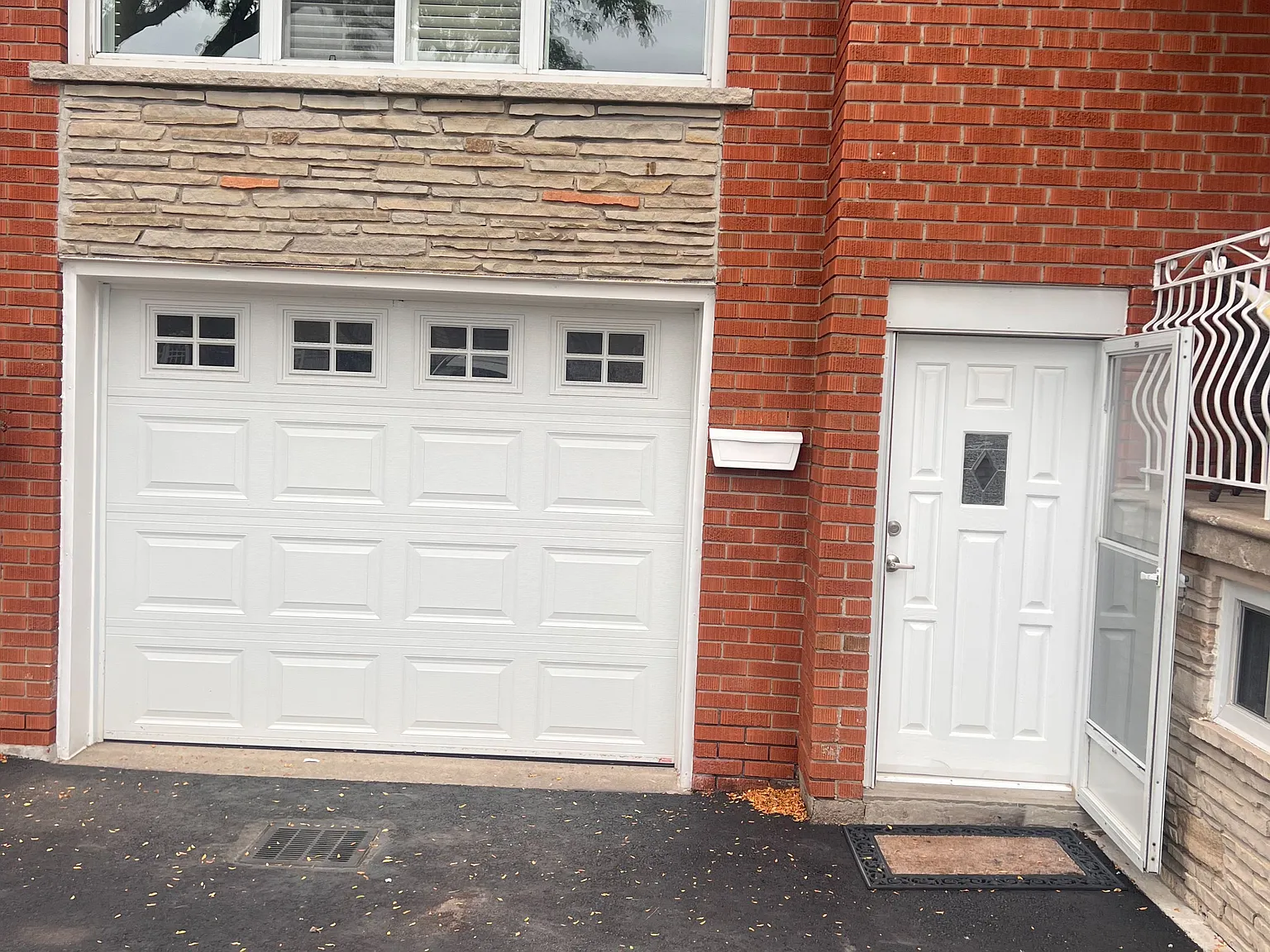 1 bed, $2,100 — Photo 1