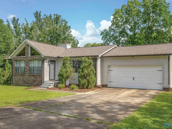 1137 6th Ave NE, Arab, AL 35016