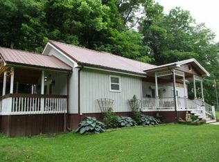 2426 Arnoldsburg Rd, Spencer, WV 25276