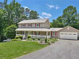 135 Holly Hill Dr, Elkin, NC 28621