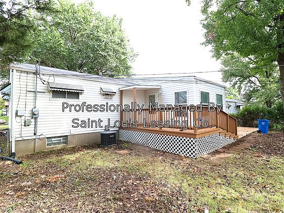 5th image of 1015 Wycomb Dr