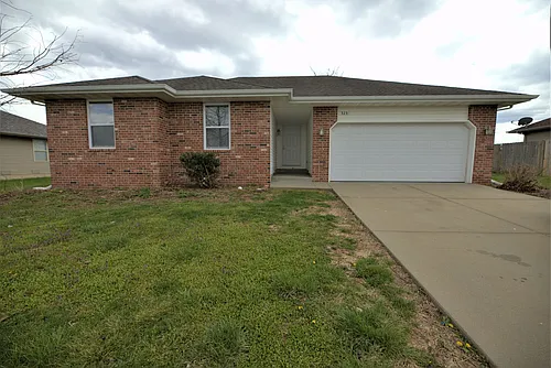3230 E Jamestown St Photo 1