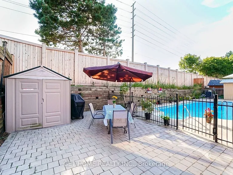 5668 Turney Dr #UPPER — Photo 24