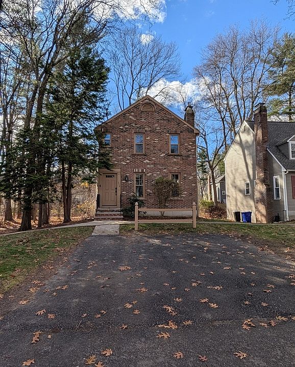 1st image of 330 Wellman Ave