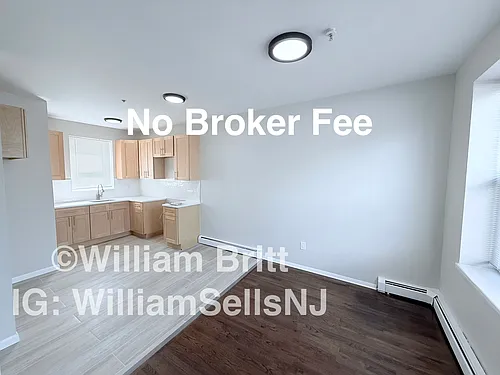 67 Brinkerhoff St Photo 1