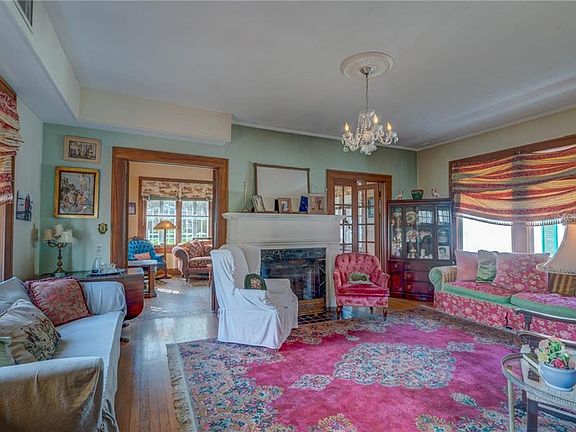 2nd image of 1535 Morningside Dr