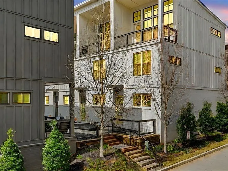 900 Brees Ct NW — Photo 28