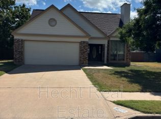 16501 Spotted Eagle Dr, Leander, TX 78641