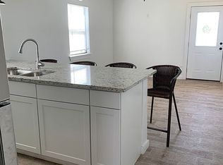 18358 Interstate Highway 37 S #1-3, Elmendorf, TX 78112