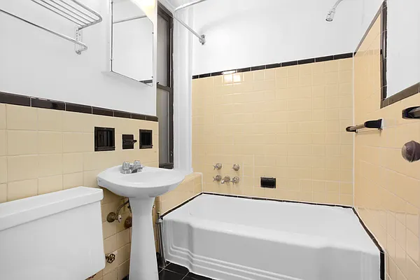 Rented by Corcoran | media 2