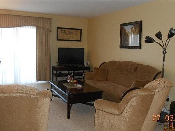 5th image of 502 Swan Dr #1-A