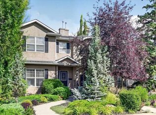 1122 S 21st Ave NW, Calgary, AB T2M 1K9