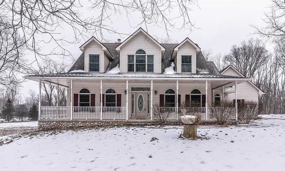 1st image of 12121 Pinebrook Ln
