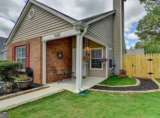 1500 Londonderry Dr, Woodstock, GA 30188